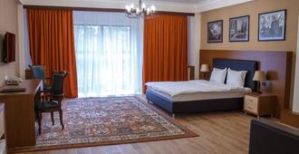 Hotel Plaza Viktoria - Gyumri - Bedroom