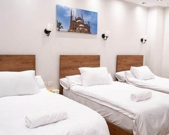 Sun and Sand Guest House - Cairo - Bedroom