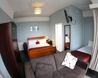 Rolling Wave Guesthouse - Bundoran