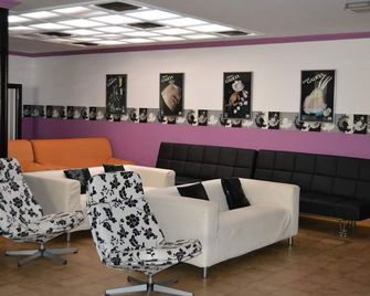 Hotel Nuevo Cachalote - Portonovo - Sala de estar