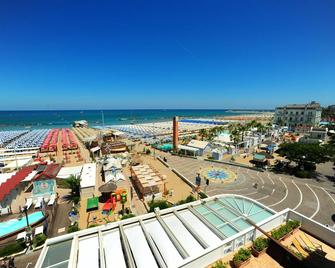 Hotel Vienna - Cattolica - Rakennus