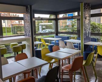 Ibis Budget Saint Omer Centre - Saint-Omer - Restaurace