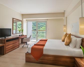 Pico Sands Hotel - Nasugbu - Ložnice