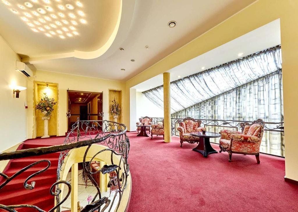 Hotel Sfinksas - קאונאס - לובי