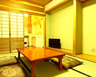 Hotel Utopia Naeba - Yuzawa - Schlafzimmer