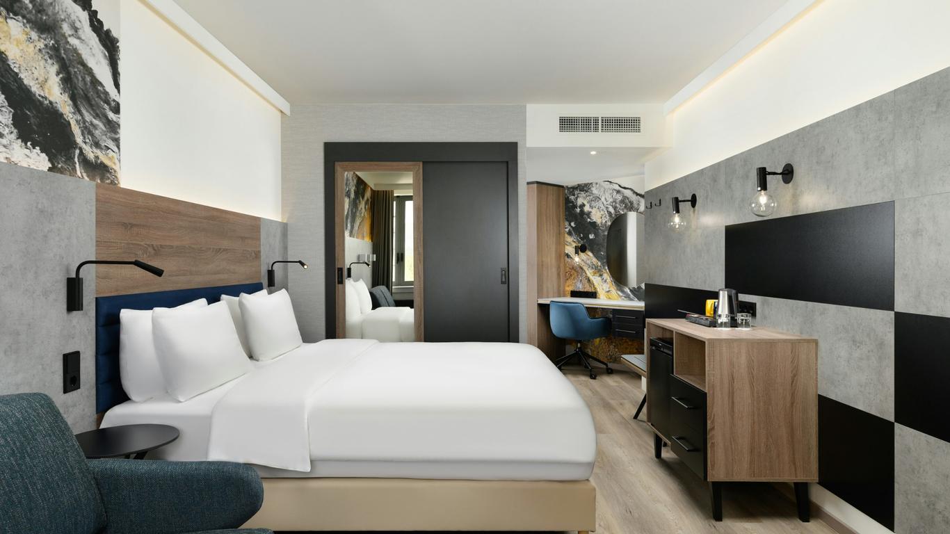 فندق دانوبيوس هيليا