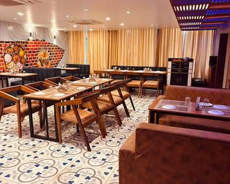 Hotel Chariot Inn - Deoghar - Ресторан