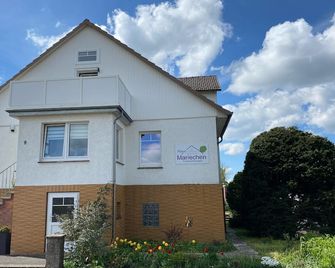 Haus Mariechen 2 - 5-star DTV rating, terrace / sauna near Silbersee - Frielendorf - Building