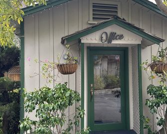 One Bedroom Suite Cottage - 卡梅爾 - 室外景