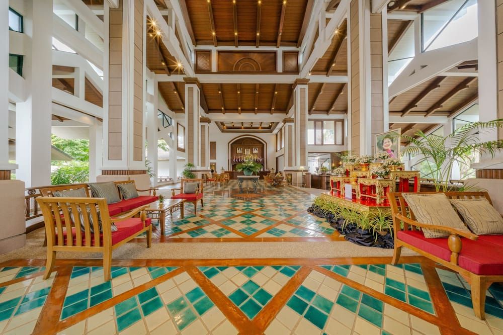 كرابي ماريتيم ريزورت