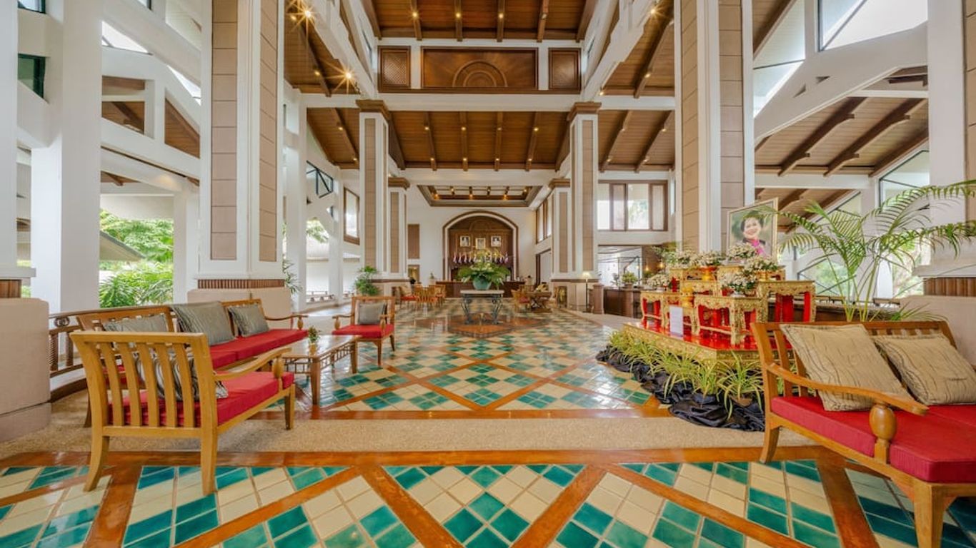 كرابي ماريتيم ريزورت