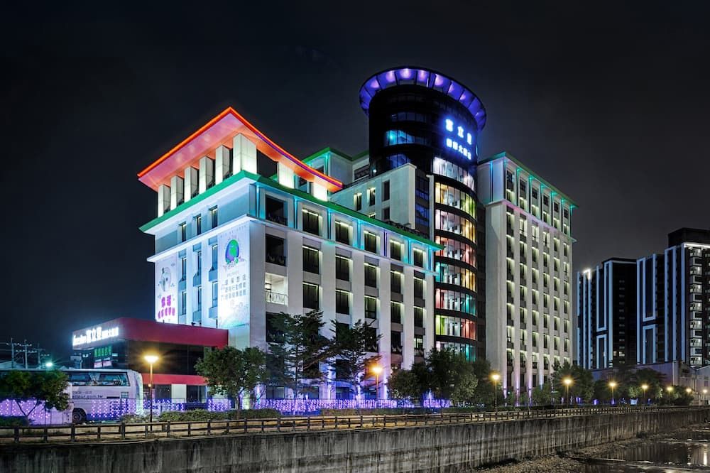 Freedom Design Hotel - Taoyuan City - בניין
