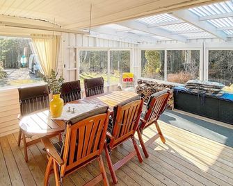 8 페르손 홀리데이 홈 인 헤논 - 헤난 - 파티오