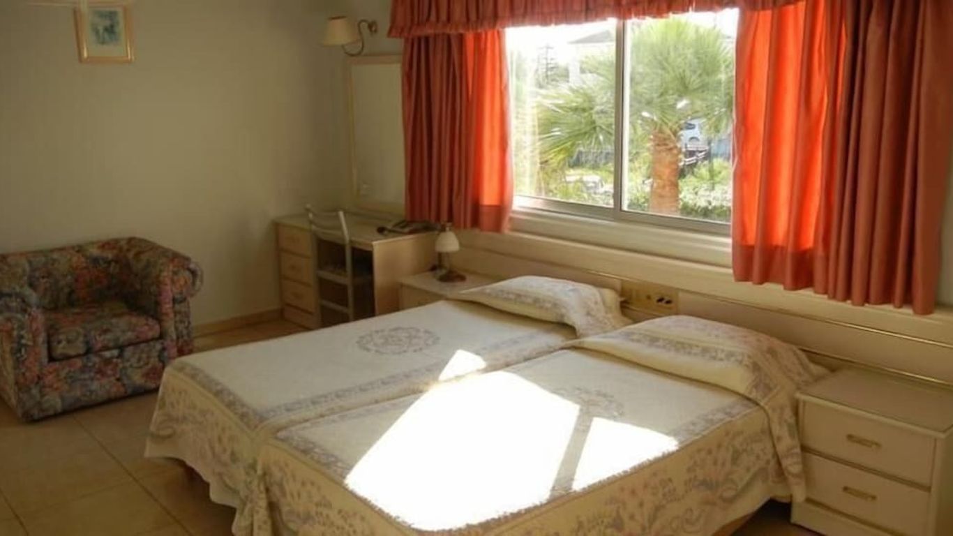 Tsialis Hotel Apartments