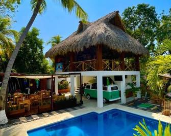 The Beach Break Hotel El Zonte - El Sunzal - Pool