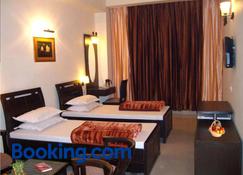 Hotel Hong Kong Inn - Amritsar - Κρεβατοκάμαρα