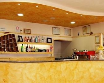 Hotel Centro - Campi Bisenzio - Rezeption