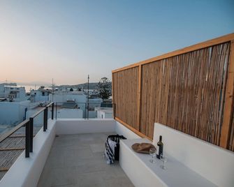 Aniko Suites White Alley - Mykonos - Balcone