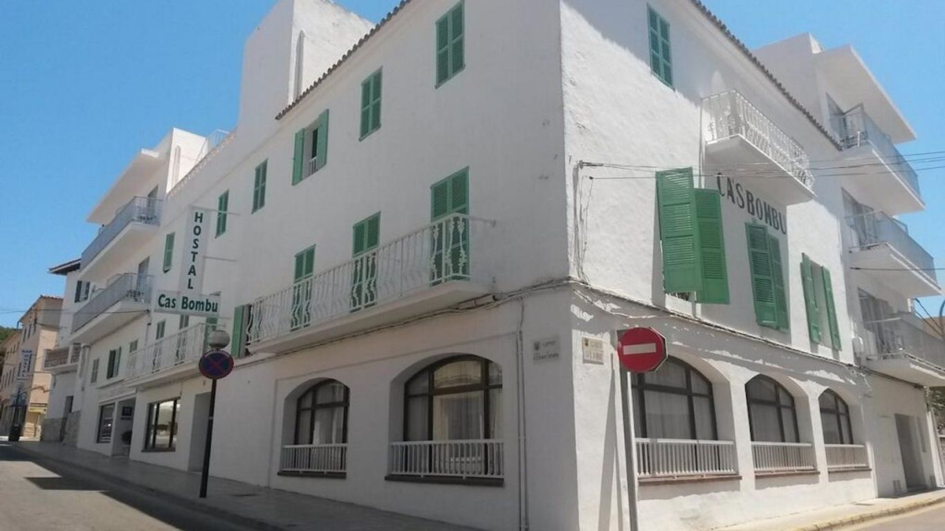 Hostal Cas Bombu