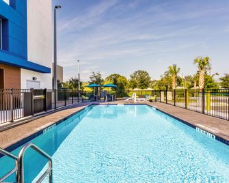 Hampton Inn by Hilton Ocoee Orlando - Ocoee - Pool