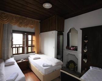 Efe Guest House - Safranbolu - Schlafzimmer