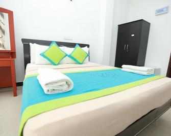 Hotel Elephant Bay - Pinnawala - Bedroom