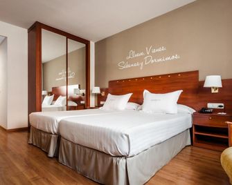 Sercotel Avenida Almería - Almería - Bedroom