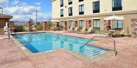 Image of hotel: Holiday Inn Express Hotels Page