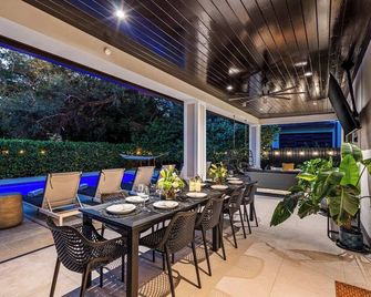 Casa Monstera Heated Saltwater Pool Game Room Golf - Fort Lauderdale