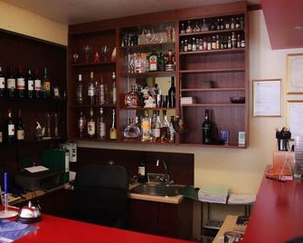 Guesthouse Svartiskógur Egilsstaðir - Egilsstaðir - Bar