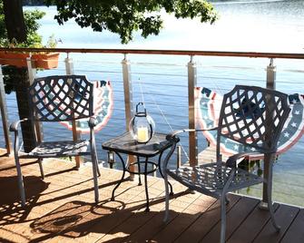 Vacation At The Big Lake! - New Hampton - Balcony