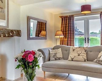 Borg El Arab Beach Hotel - Borg El Arab - Living room