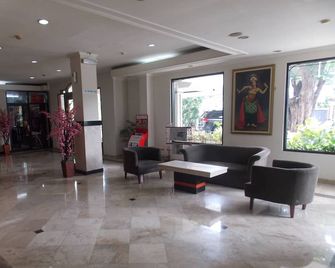 Mega Proklamasi Hotel - Jakarta - Reception