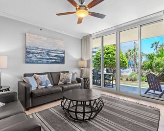 Waterscape B104 - Ground Floor - Lazy River - Free Beach Service - Fort Walton Beach - Living room