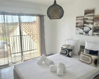 Villa Carignans - Causses-et-Veyran - Habitación