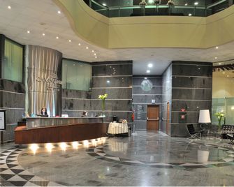 Suites Camino Real - La Paz - Lobi