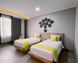 Fresh Hotel - Sukabumi - Slaapkamer