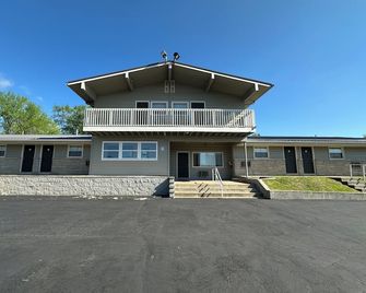 Budget Inn - Cambridge - Bygning