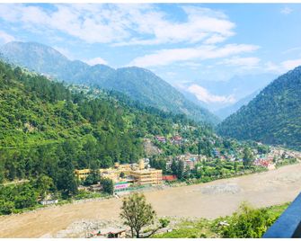 Valley View Goroomgo Hotel Amba Niwas Homestay Uttarkashi - Uttarkāshi - Balcón