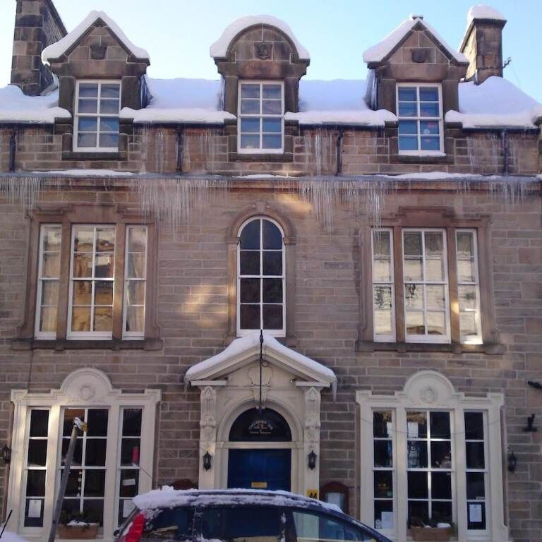 Callander Meadows - קלנדר - בניין