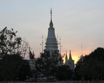 Villa Samnang Boutique Hotel - Nom Pen