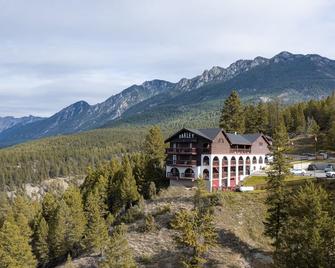 Radium Chalet - Radium Hot Springs - Gebouw