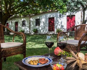 Masseria Rossella - Piana degli Albanesi - Binnenhof