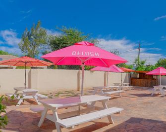 Green Lagoon Guest House - Gaborone - Patio