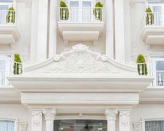 La Vie En Rose - Dalat - Building