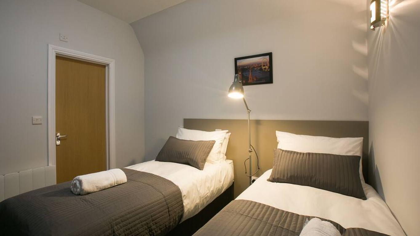OYO Townhouse 16 Ilford Hill