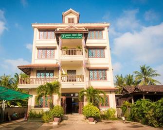 Kampong Thom Village Hotel - กำปงธม - อาคาร