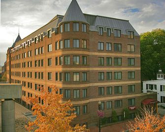 جورج تاون سويتس هاربور - واشنطن د.ك. - مبنى