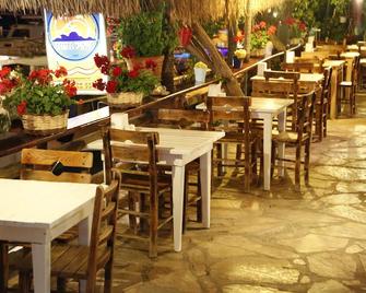 Bozburun Pembe Yunus Hotel - Bozburun - Restaurace