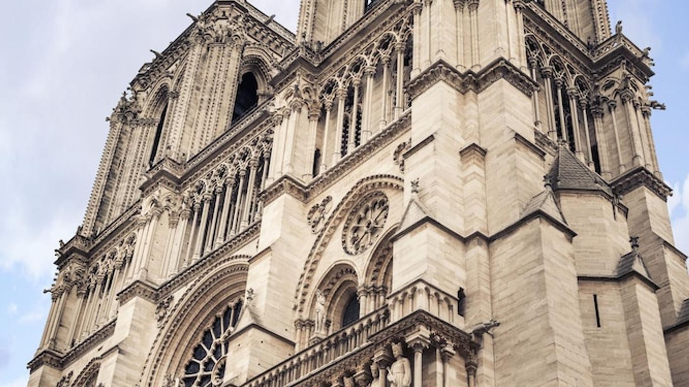 مركيور باريس نوتردام سان جرمان دي بري